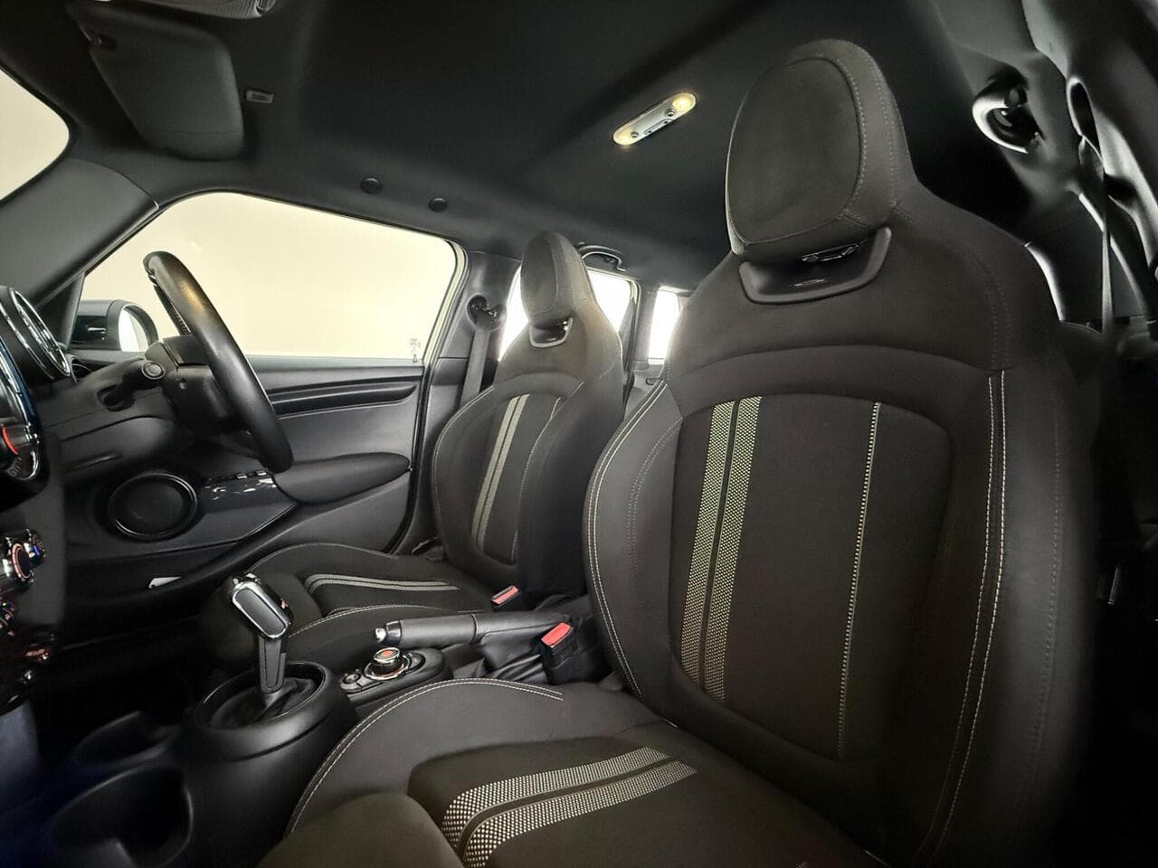MINI Hatch thumbnail Seat Front Passenger