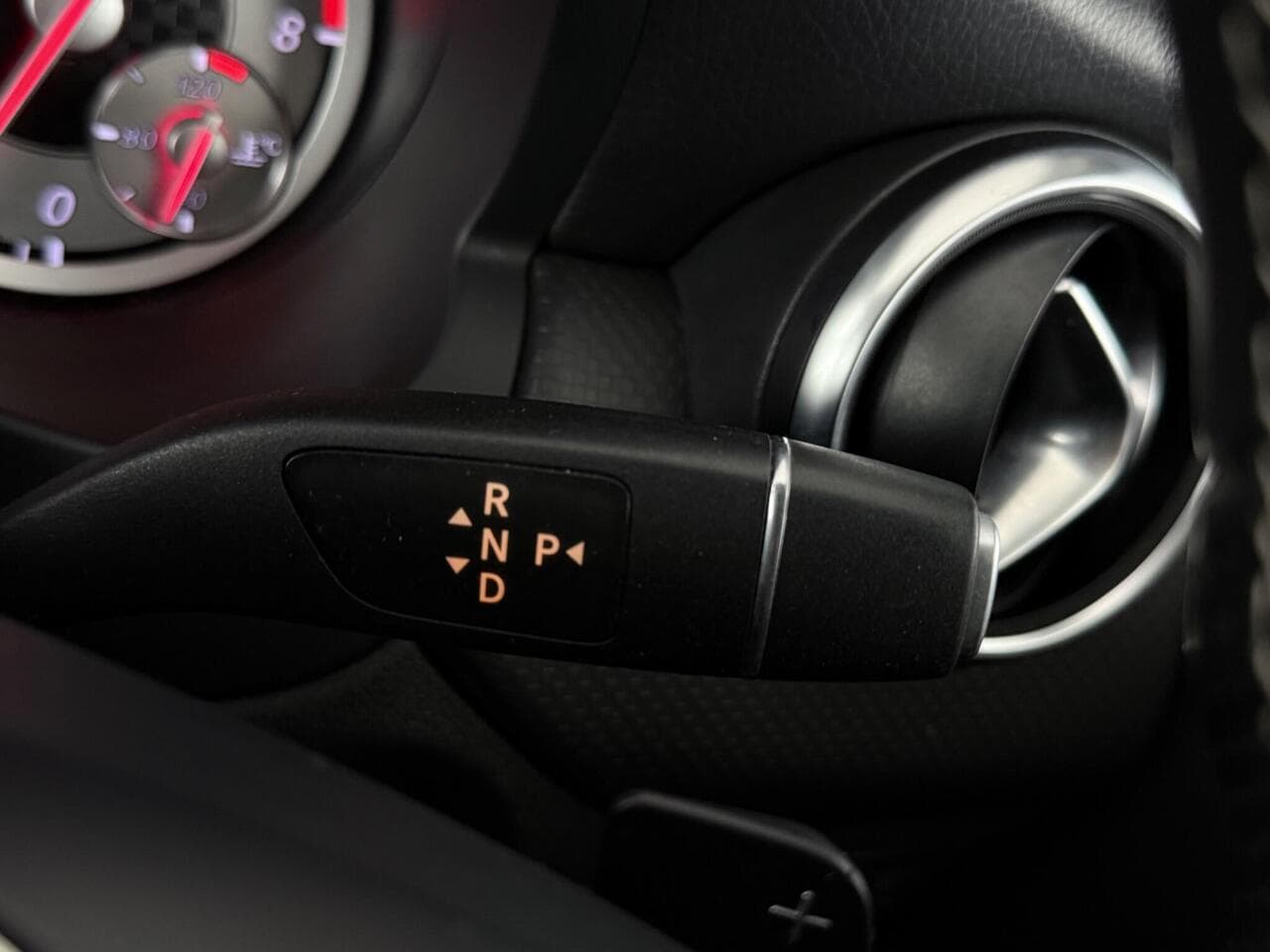 Mercedes-Benz A Class thumbnail Misc Controls