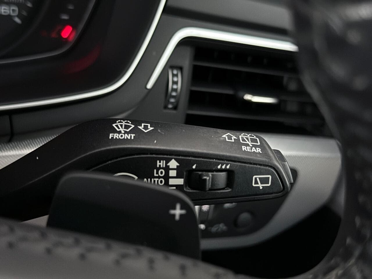 Audi A4 Avant thumbnail Misc Controls