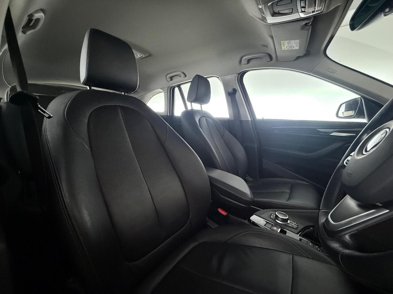BMW X1 thumbnail Seat Driver