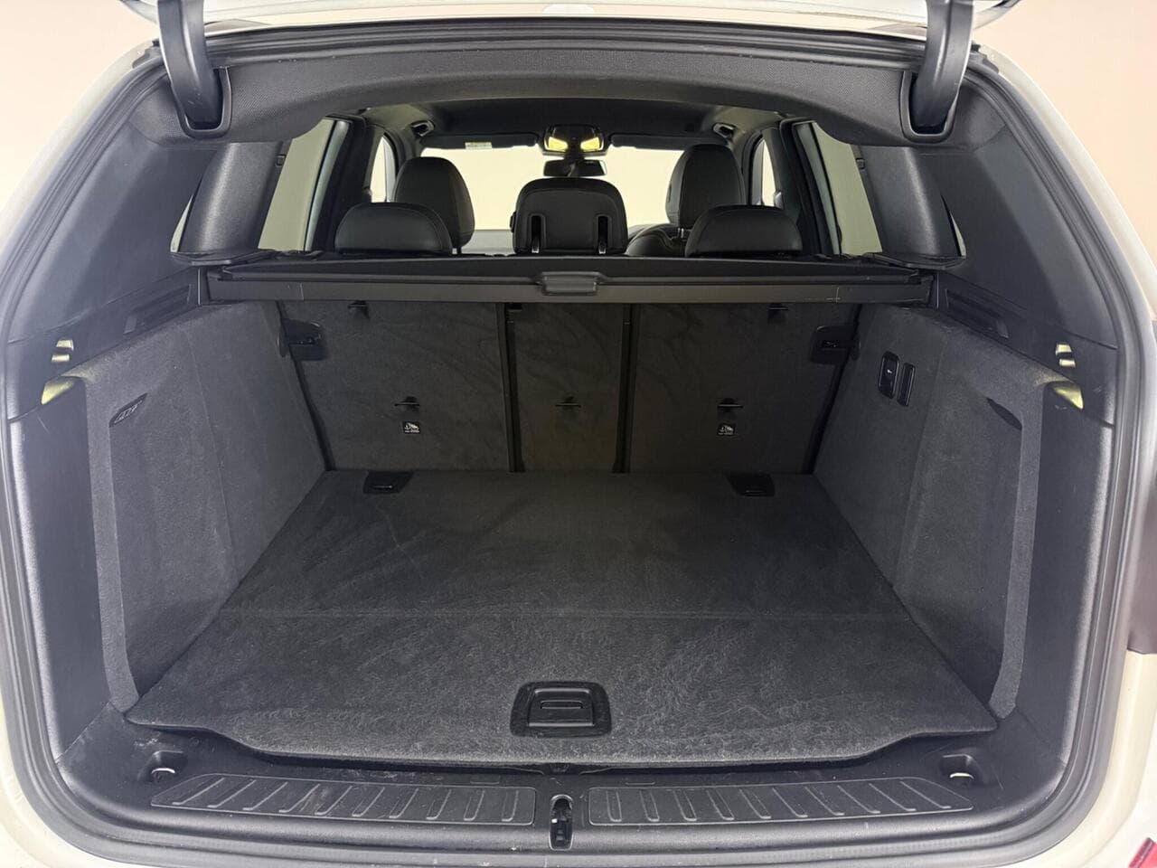 BMW X3 thumbnail Boot
