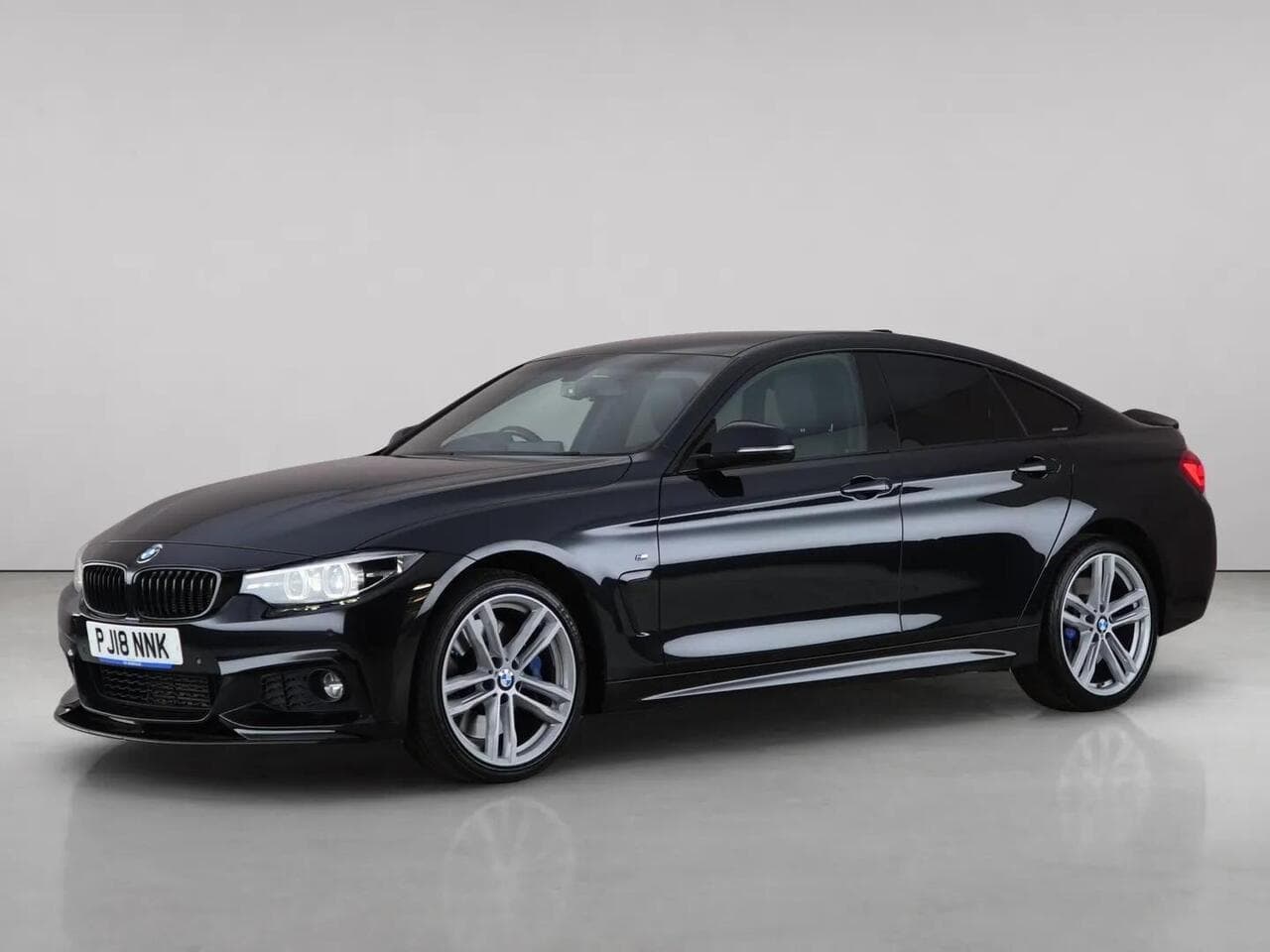 BMW 4 Series Gran Coupe thumbnail Front Left
