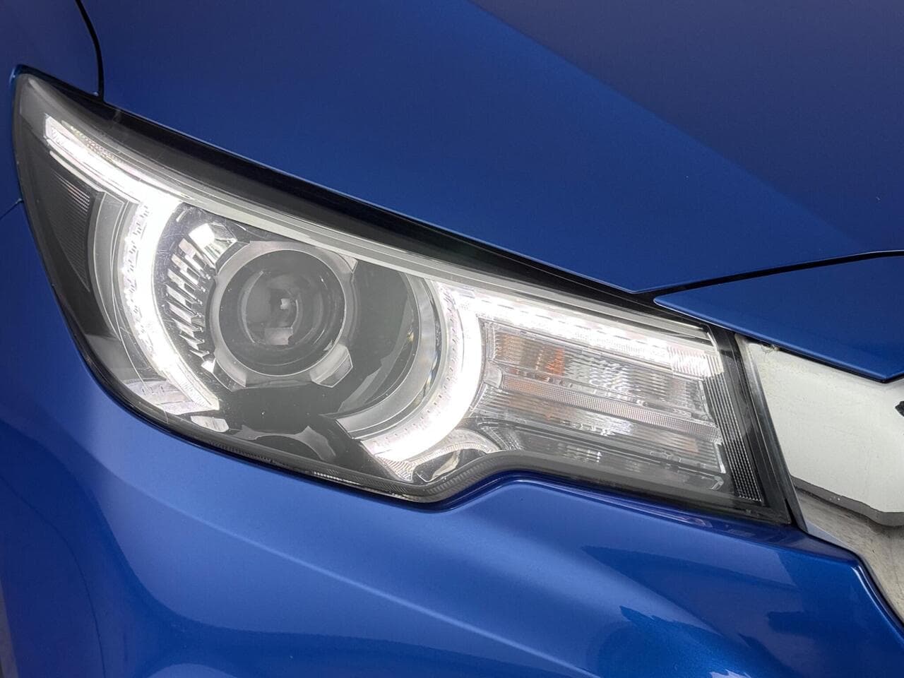 MG MG ZS thumbnail Lights Front