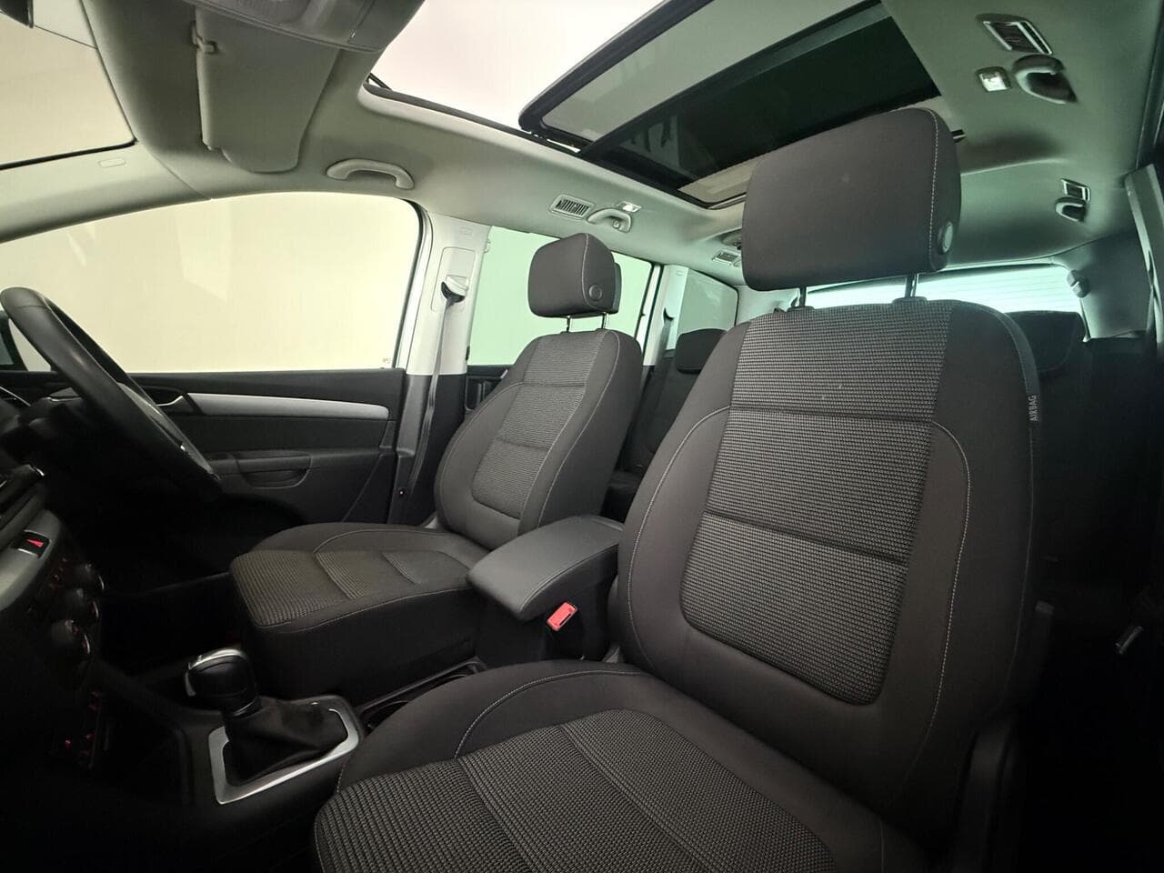 Volkswagen Sharan thumbnail Seat Front Passenger