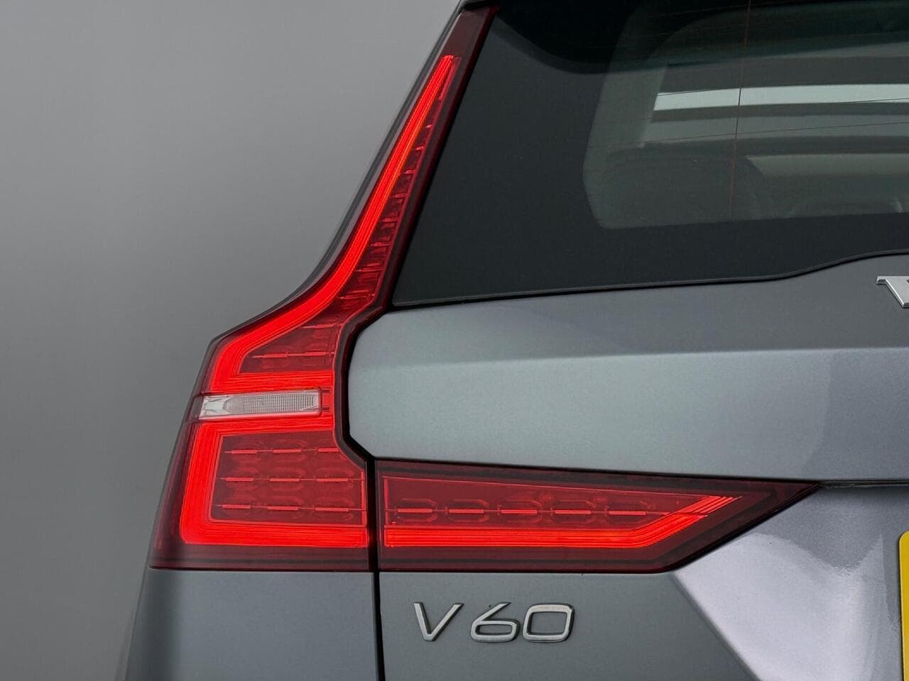 Volvo V60 thumbnail Lights Rear