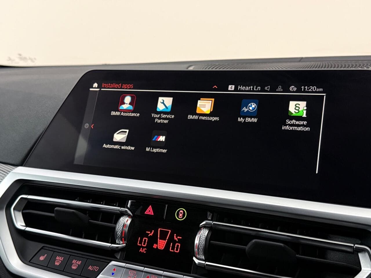 BMW 3 Series thumbnail Infotainment System