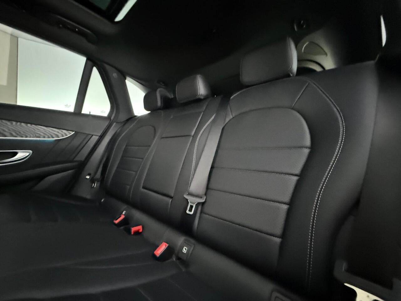 Mercedes-Benz GLC thumbnail Seats Rear