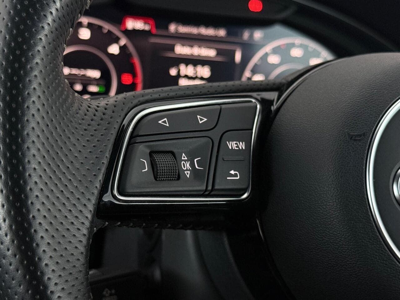 Audi A5 thumbnail Misc Controls