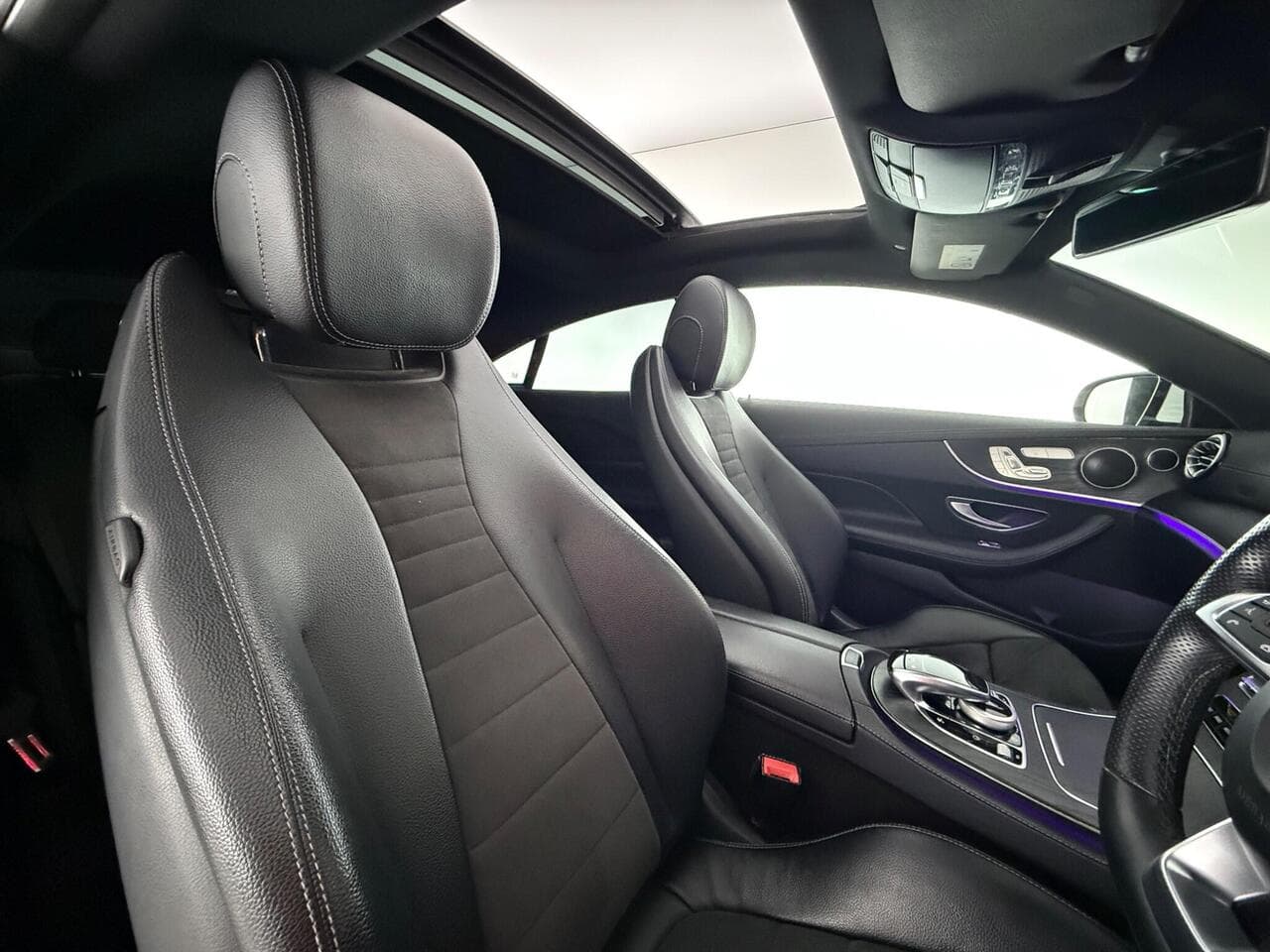 Mercedes-Benz E Class thumbnail Seat Driver
