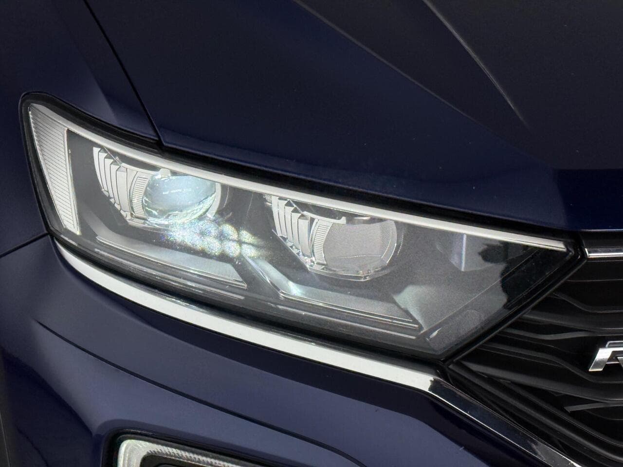 Volkswagen T-Roc thumbnail Lights Front