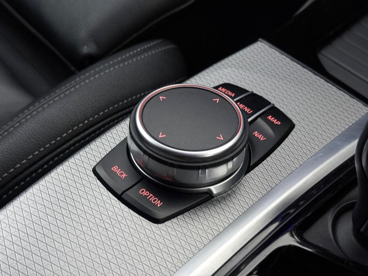 BMW X3 thumbnail Misc Controls