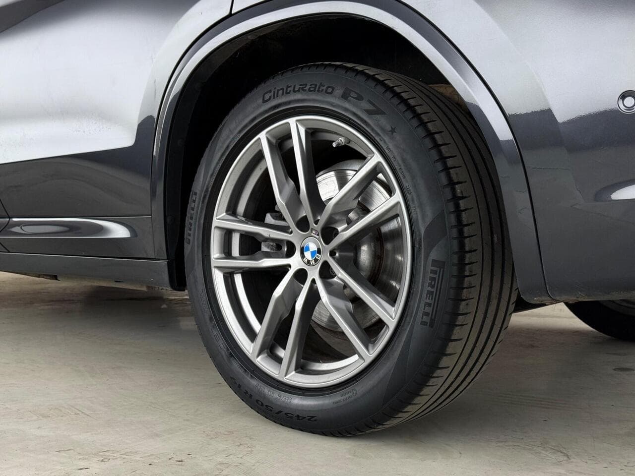 BMW X3 thumbnail Wheel