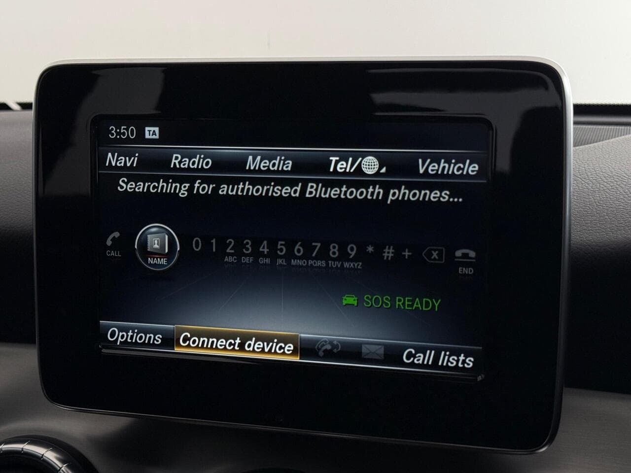 Mercedes-Benz CLA thumbnail Infotainment System
