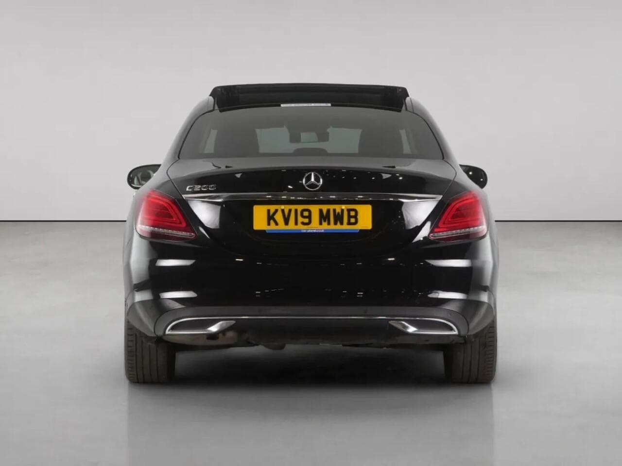 Mercedes-Benz C Class thumbnail Rear