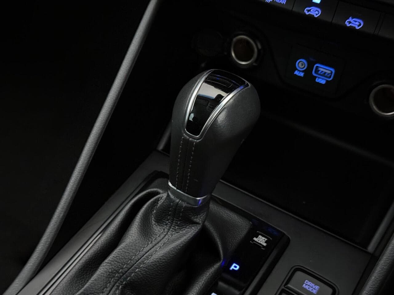 Hyundai TUCSON thumbnail Interior Front