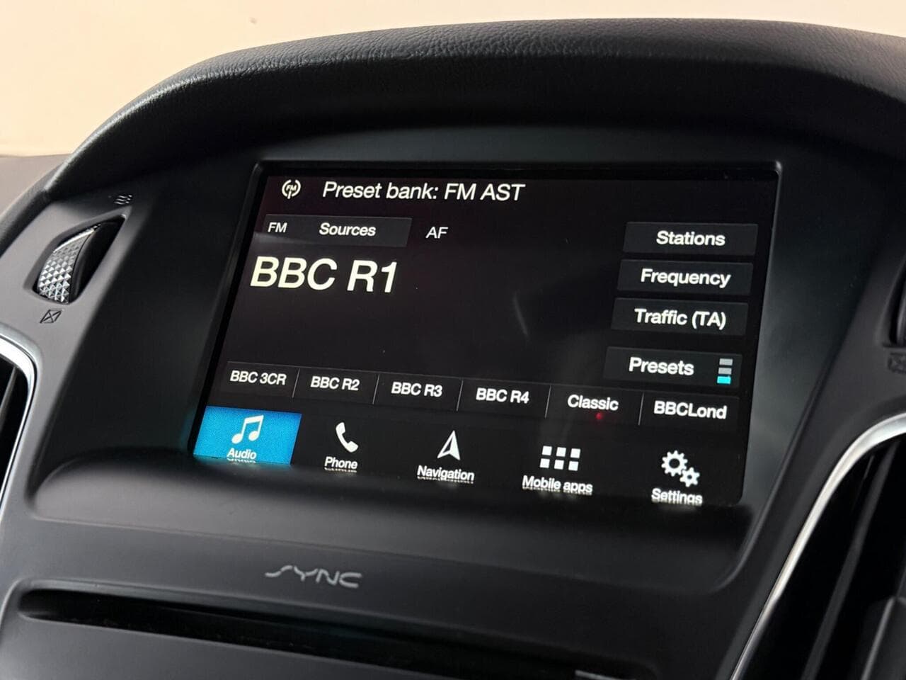 Ford Focus thumbnail Infotainment System