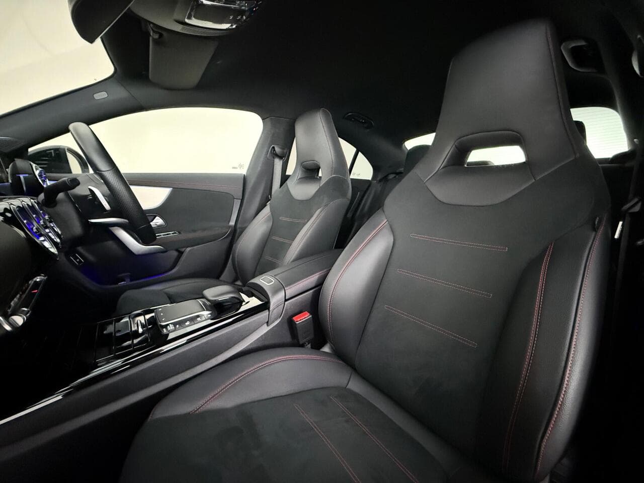 Mercedes-Benz CLA thumbnail Seat Front Passenger
