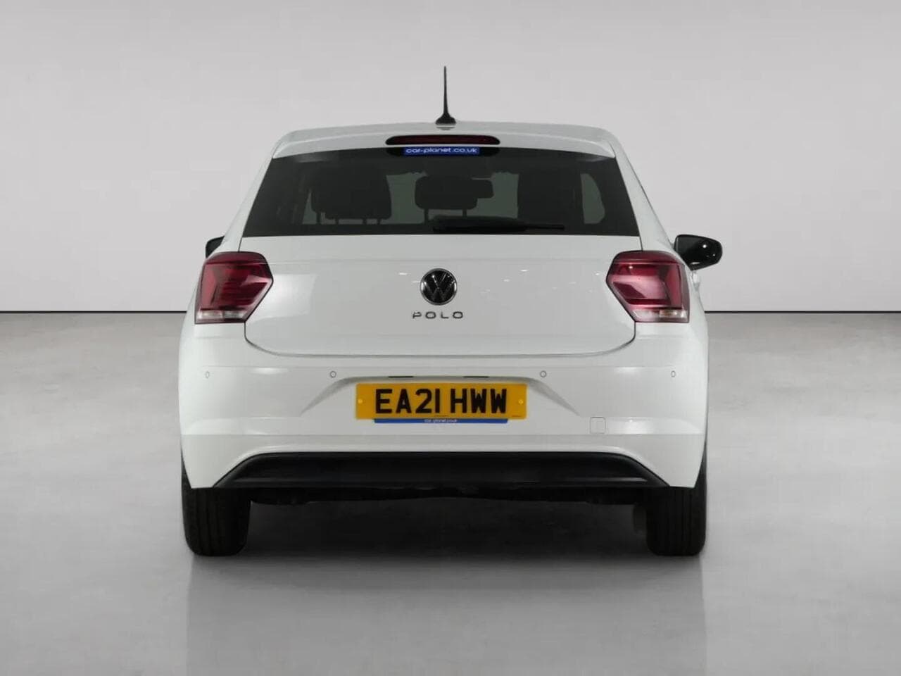 Volkswagen Polo thumbnail Rear