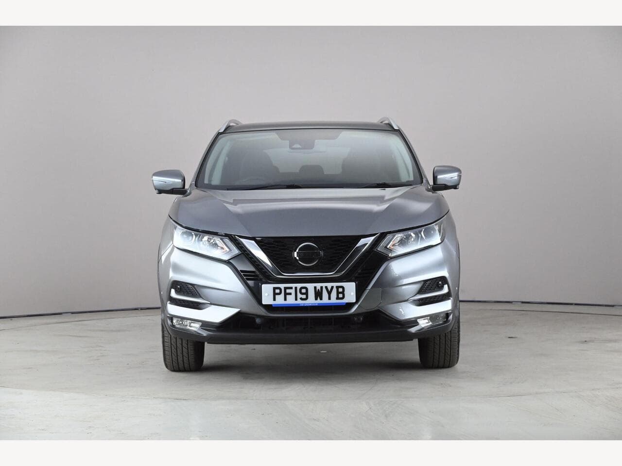 Nissan Qashqai thumbnail Front