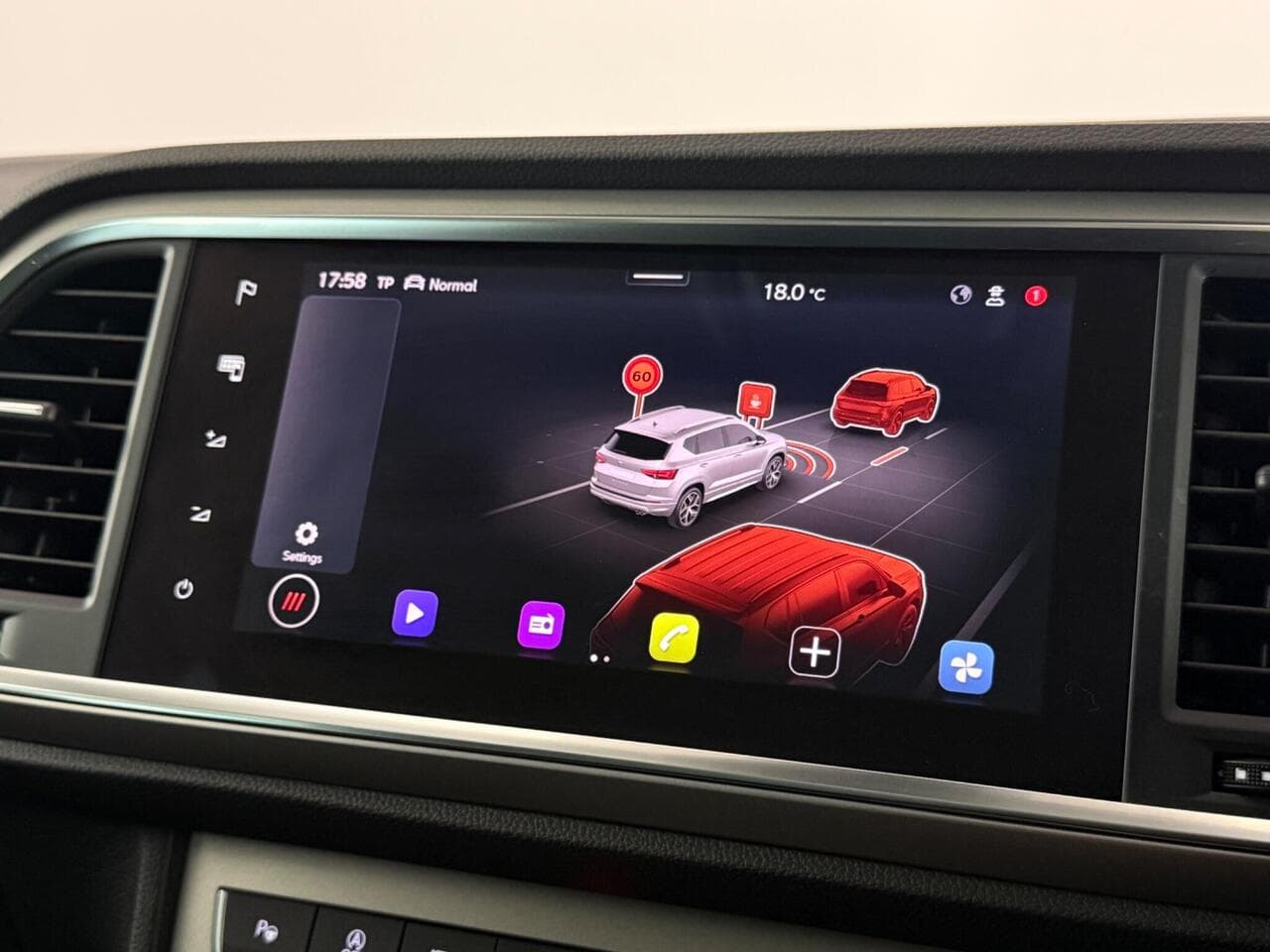 SEAT Ateca thumbnail Infotainment System