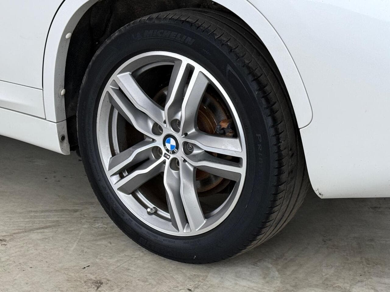 BMW X1 thumbnail Wheel