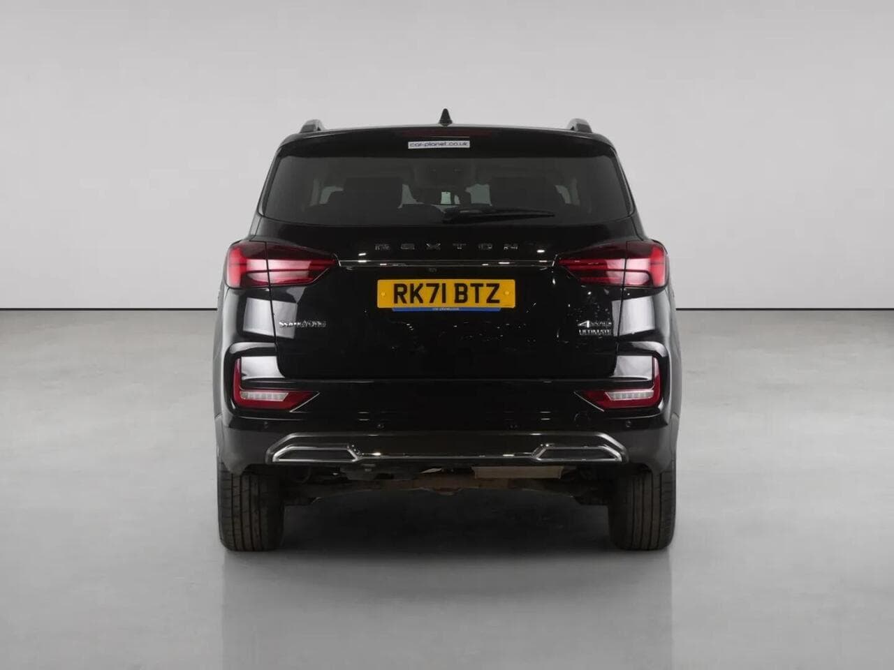 SsangYong Rexton thumbnail Rear