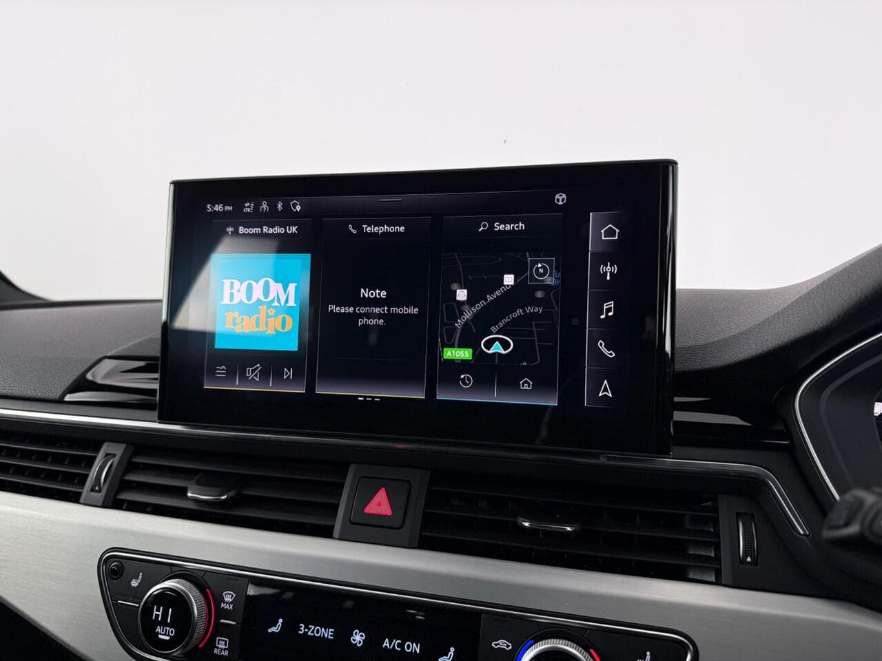 Audi A4 thumbnail Infotainment System
