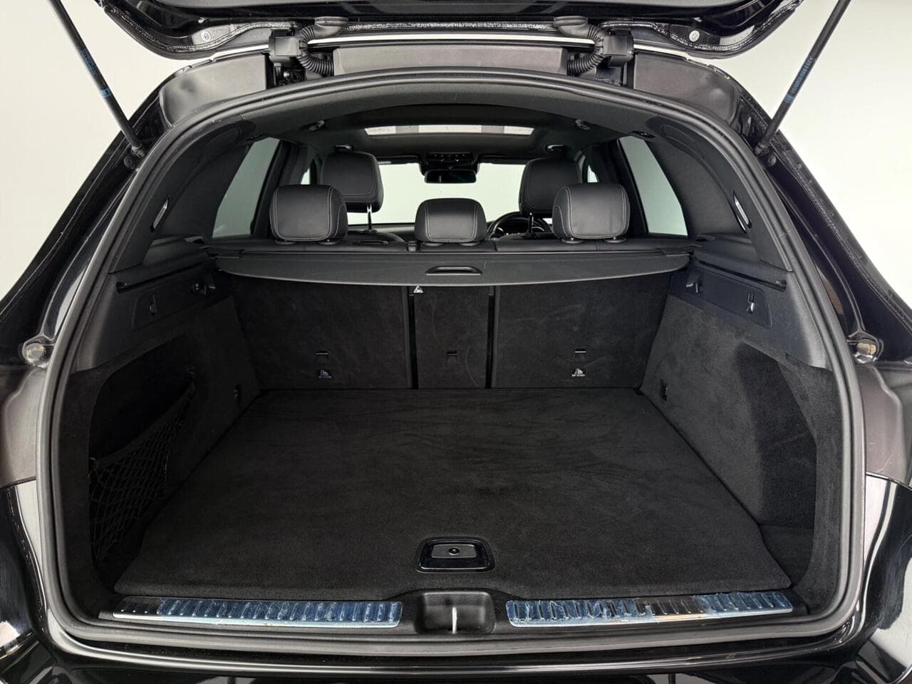 Mercedes-Benz GLC thumbnail Boot