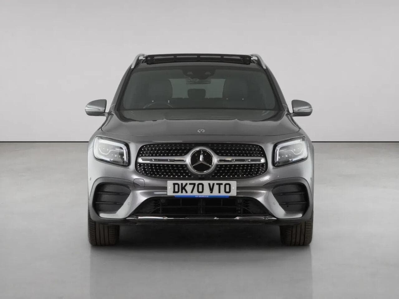 Mercedes-Benz GLB thumbnail Front