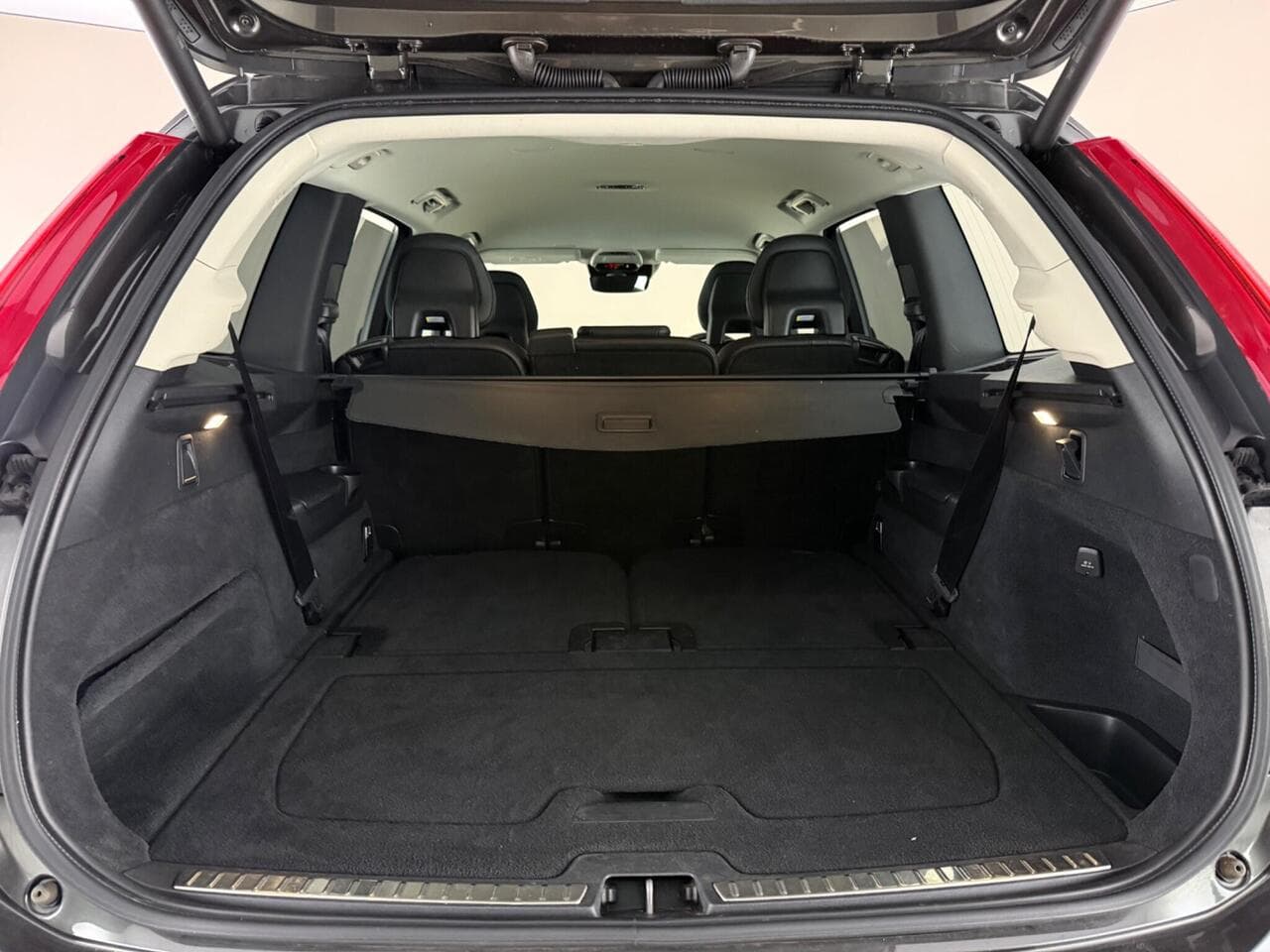 Volvo XC90 thumbnail Boot