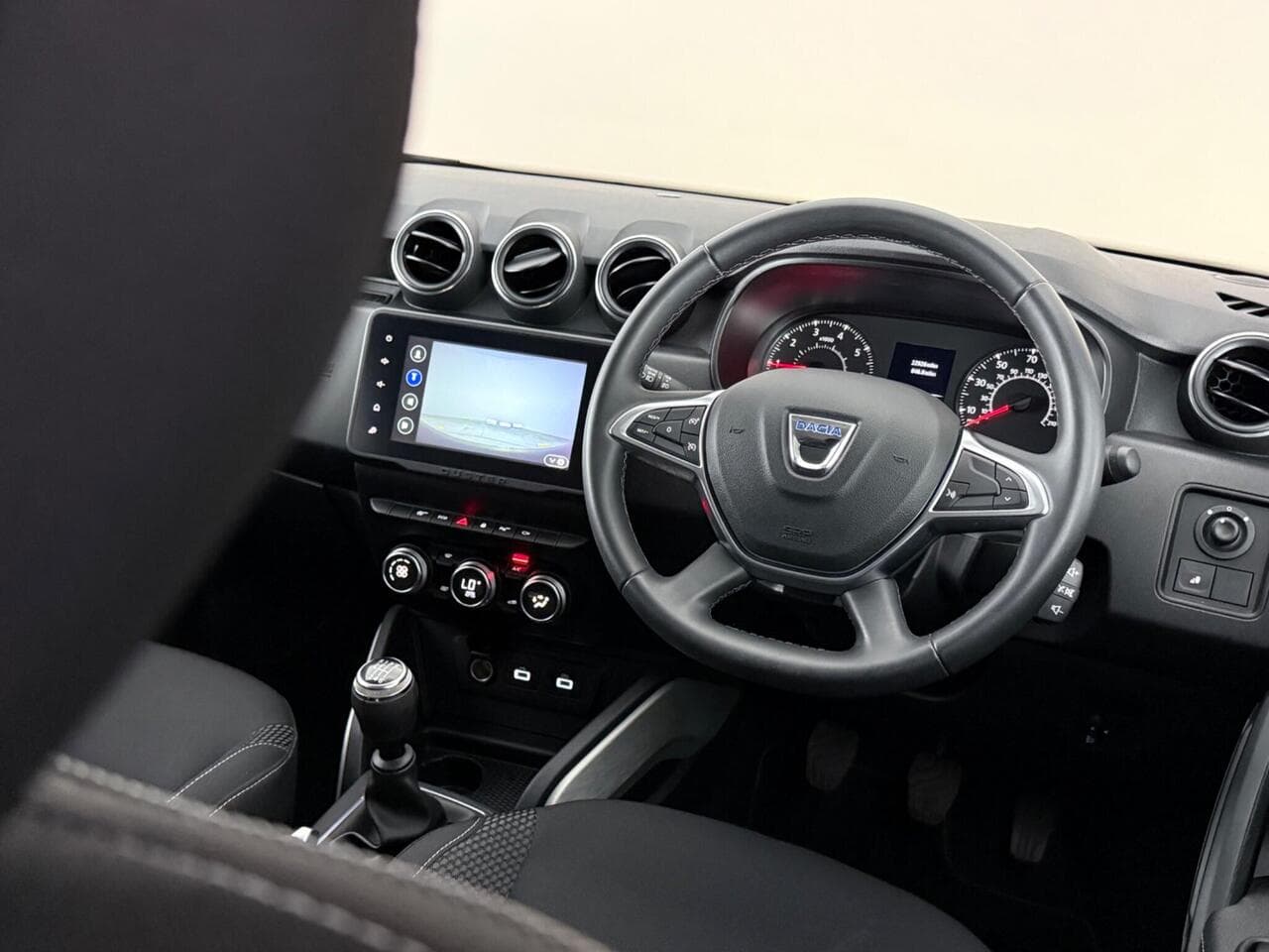 Dacia Duster thumbnail Interior Front