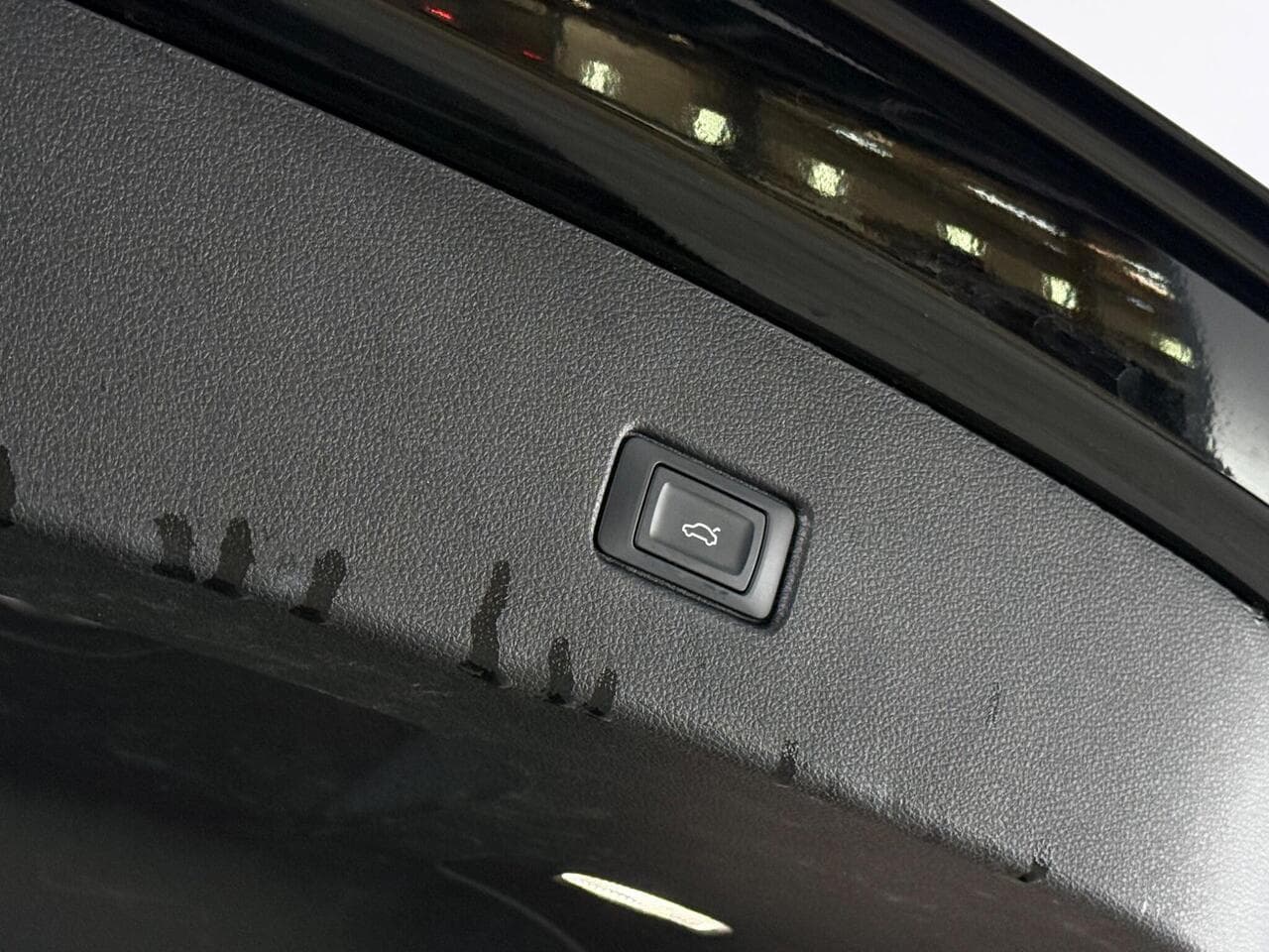Audi Q5 thumbnail Misc Controls