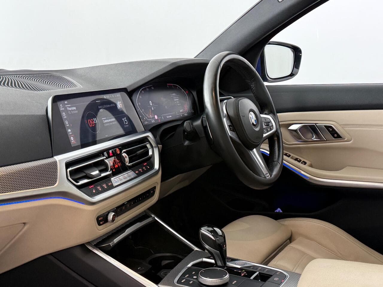 BMW 3 Series thumbnail Interior Front