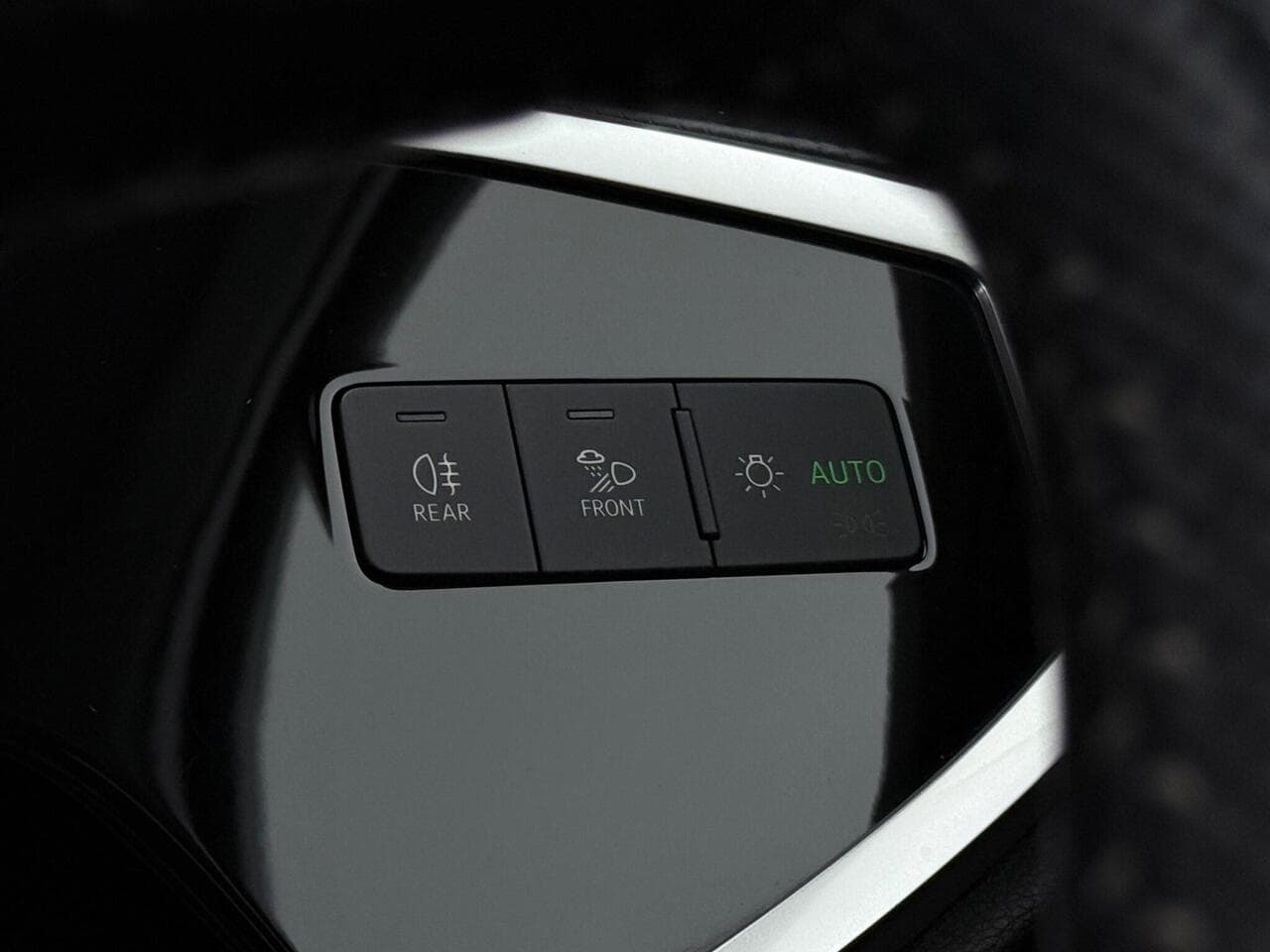 Audi Q3 thumbnail Misc Controls