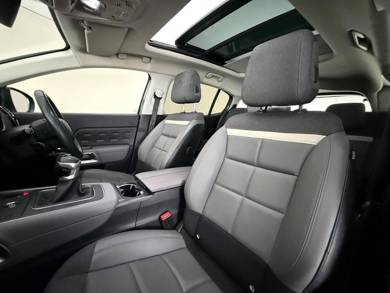 Citroen C5 Aircross thumbnail Seat Front Passenger