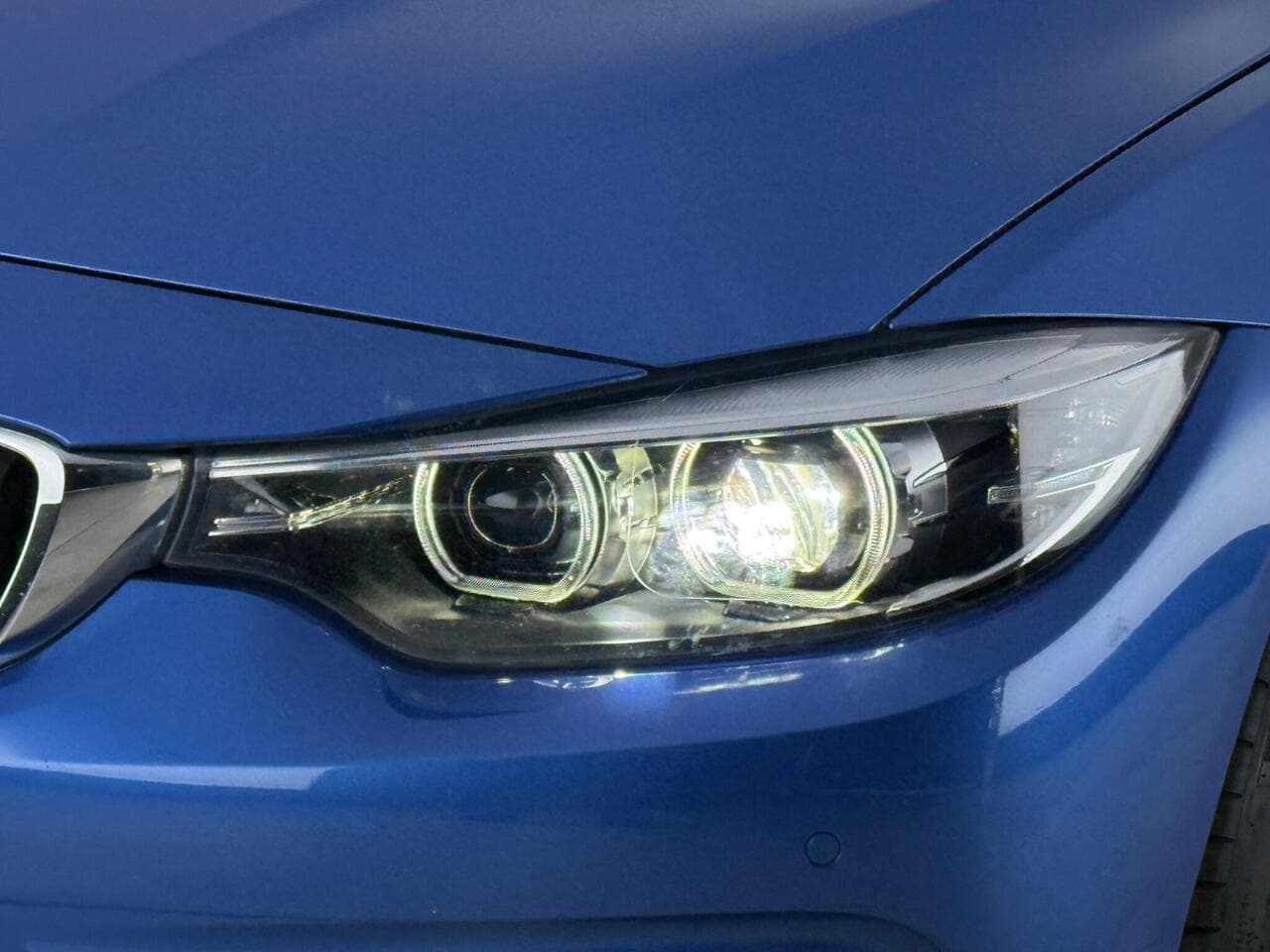 BMW 4 Series thumbnail Lights Front
