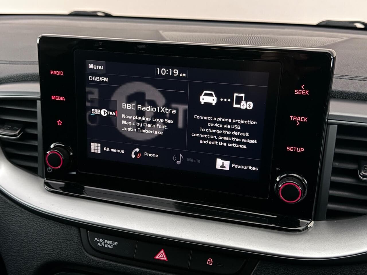Kia XCeed thumbnail Infotainment System