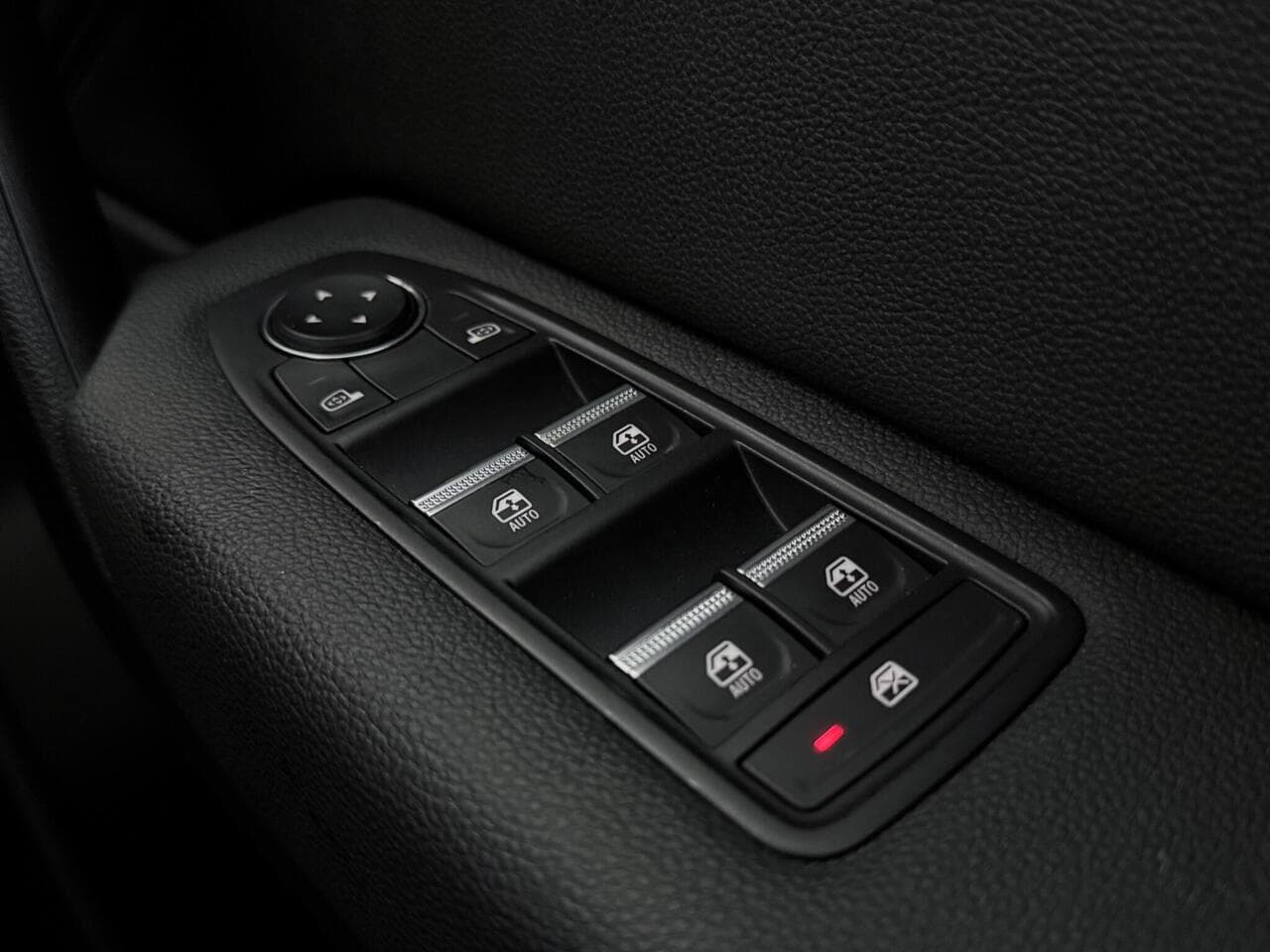 Renault Captur thumbnail Misc Controls
