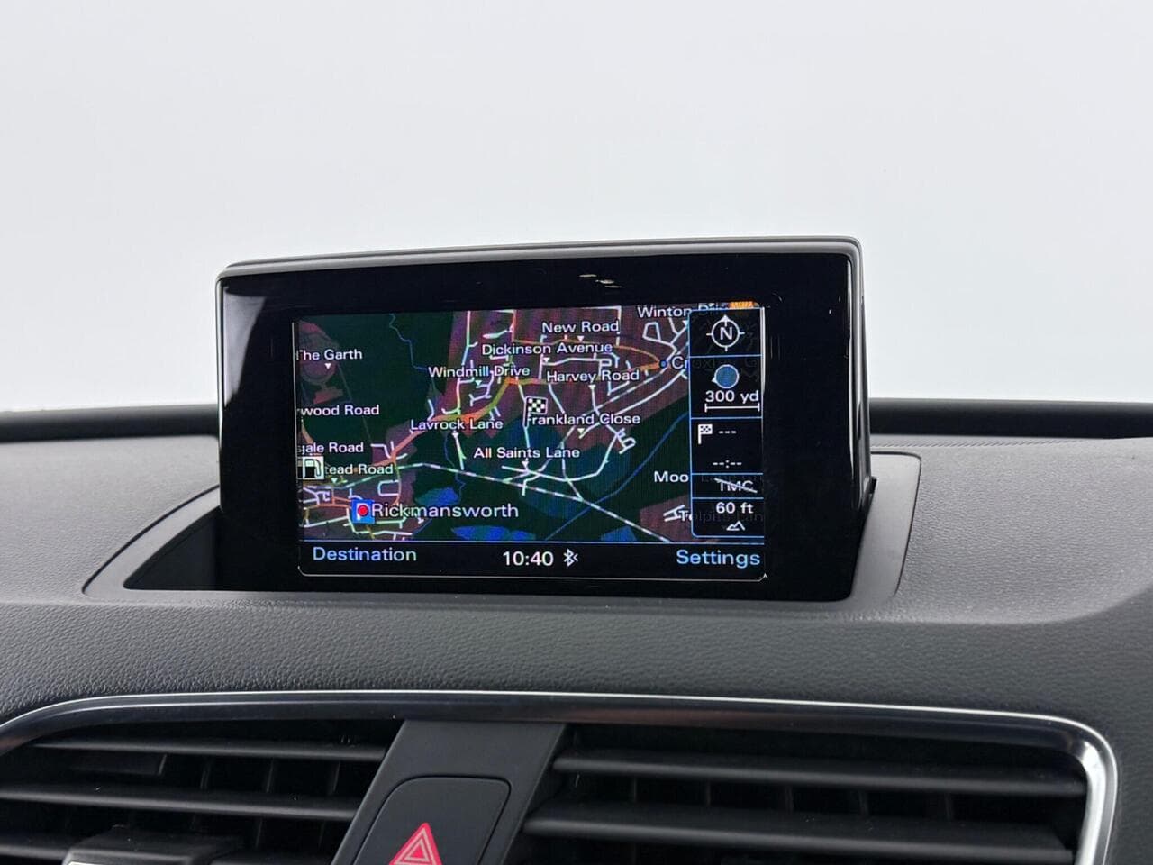 Audi Q3 thumbnail Infotainment System