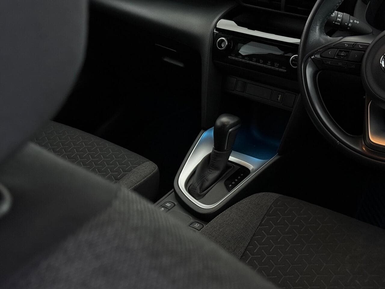 Toyota Yaris Cross thumbnail Inconclusive