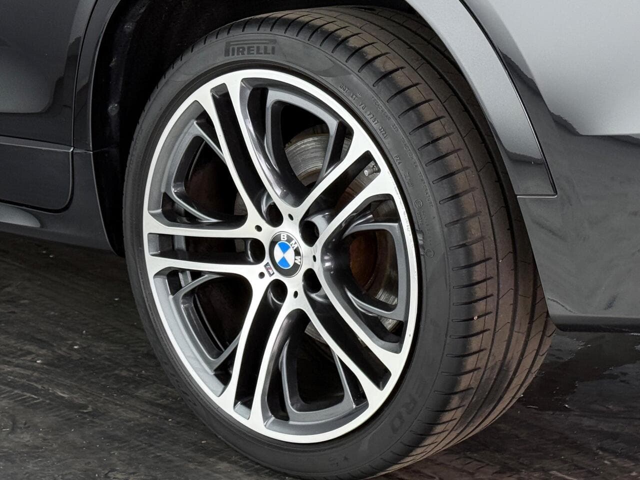 BMW X4 thumbnail Wheel