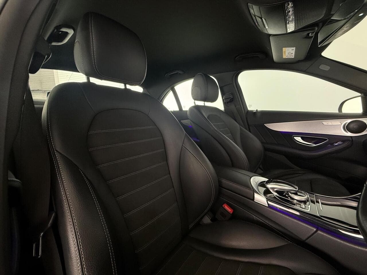 Mercedes-Benz C Class thumbnail Seat Driver