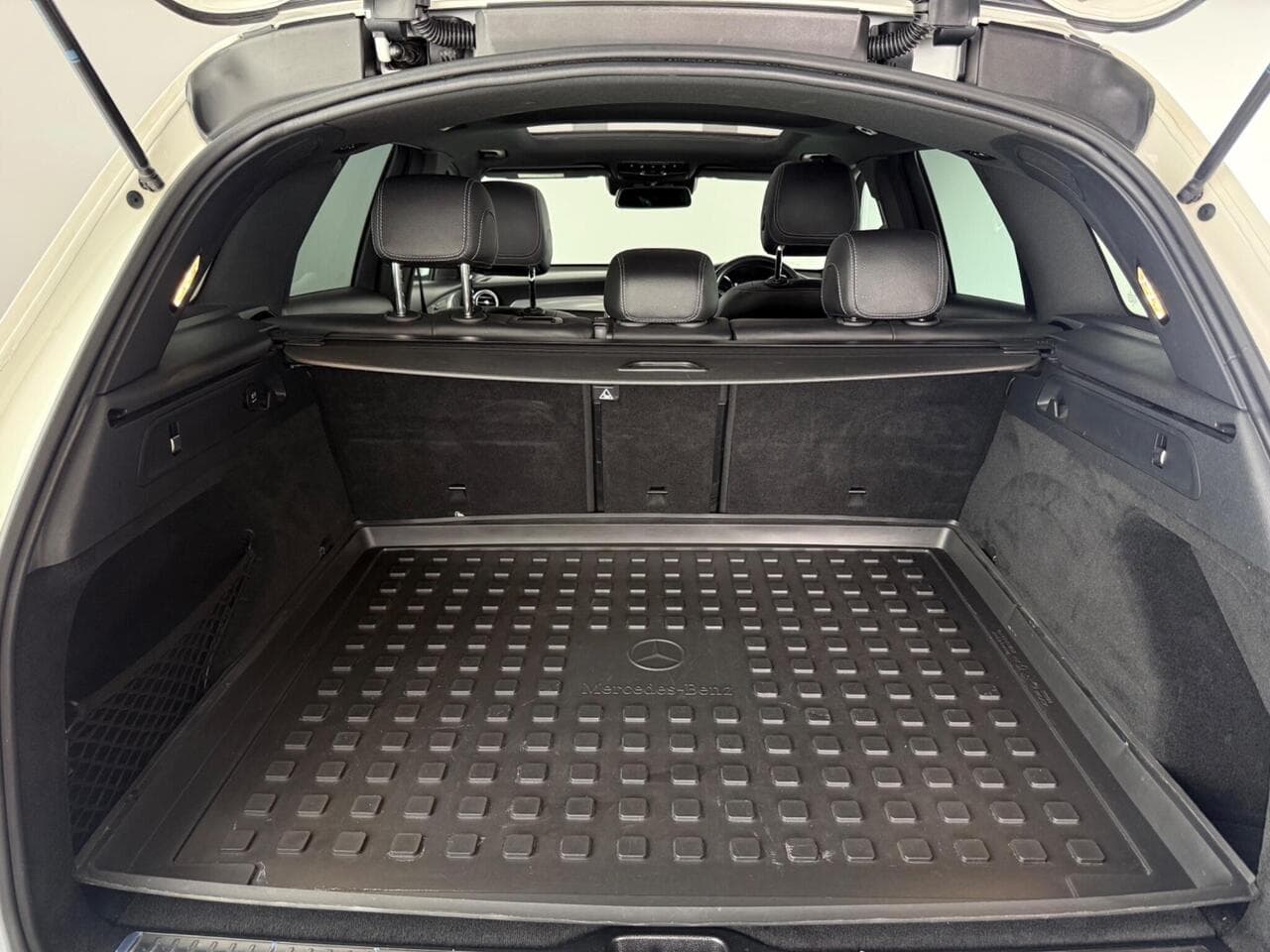 Mercedes-Benz GLC thumbnail Boot