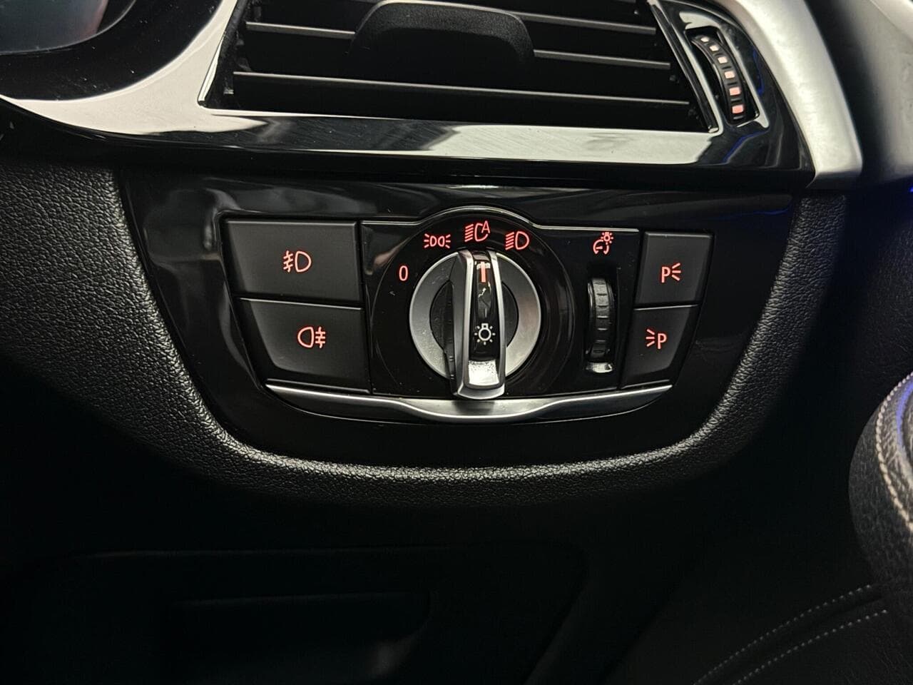 BMW 5 Series thumbnail Misc Controls
