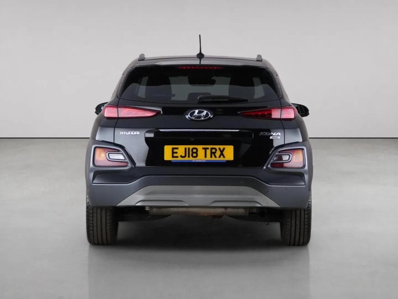 Hyundai KONA thumbnail Rear