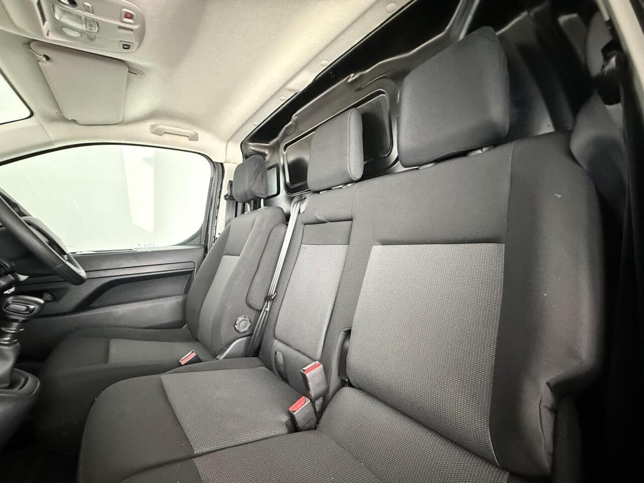 Vauxhall Vivaro thumbnail Seat Front Passenger