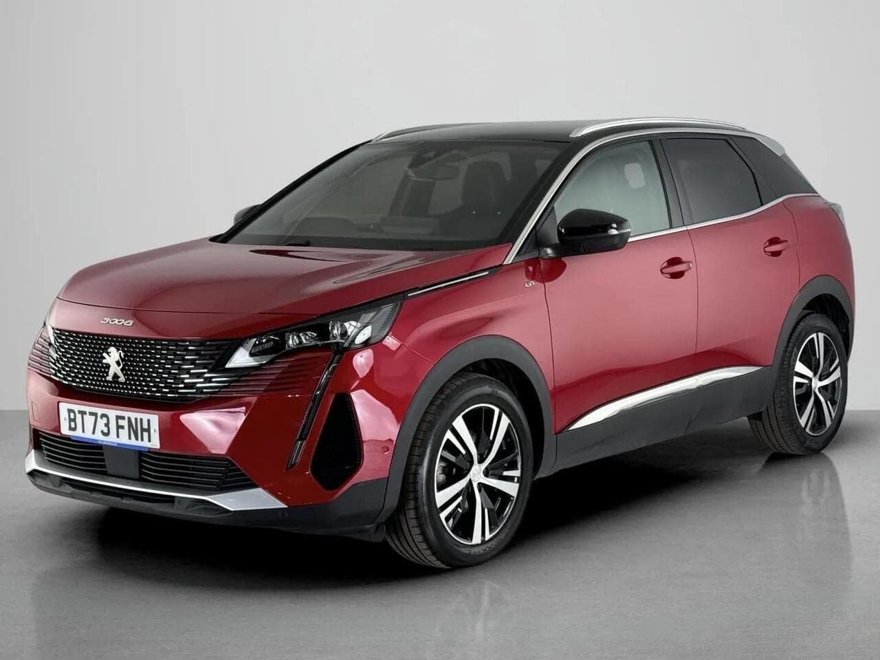Peugeot 3008 thumbnail Front Left