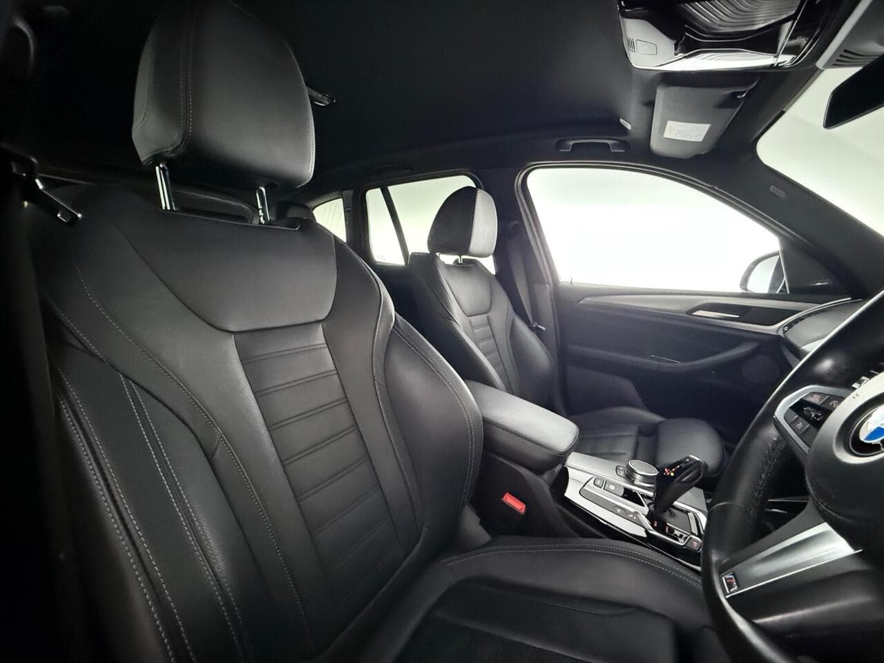 BMW X3 thumbnail Seat Driver