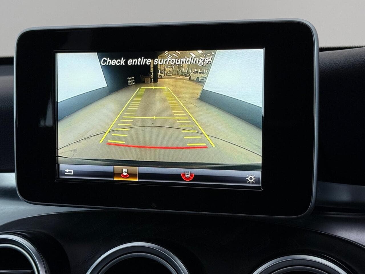 Mercedes-Benz GLC thumbnail Infotainment System