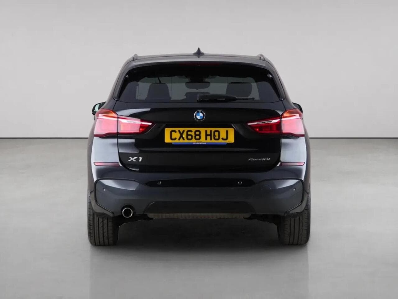 BMW X1 thumbnail Rear